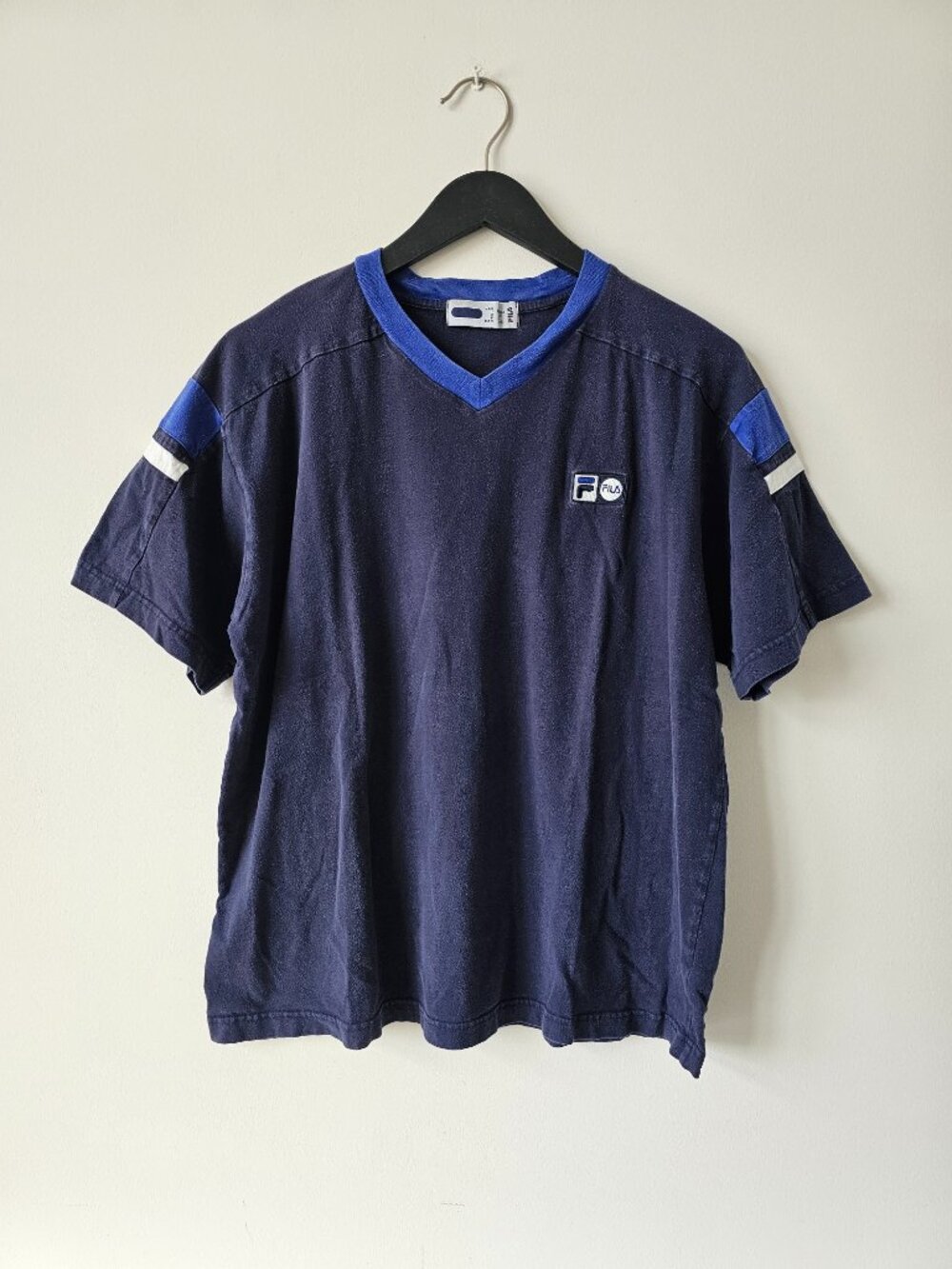 Fila Blue V-Neck Short Sleeve T-Shirt Men's Large Shoulder Details and Trim